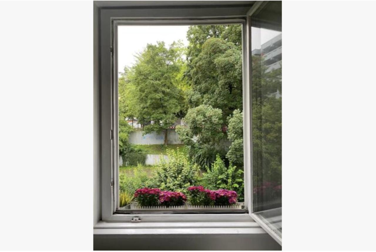 Altbauwohnung Stuttgart Ost Екстер'єр фото